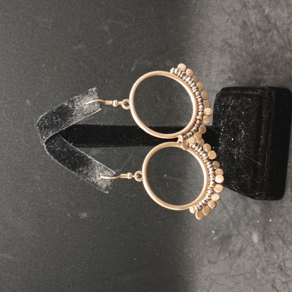 Unbranded brown tone dangle loop earrings